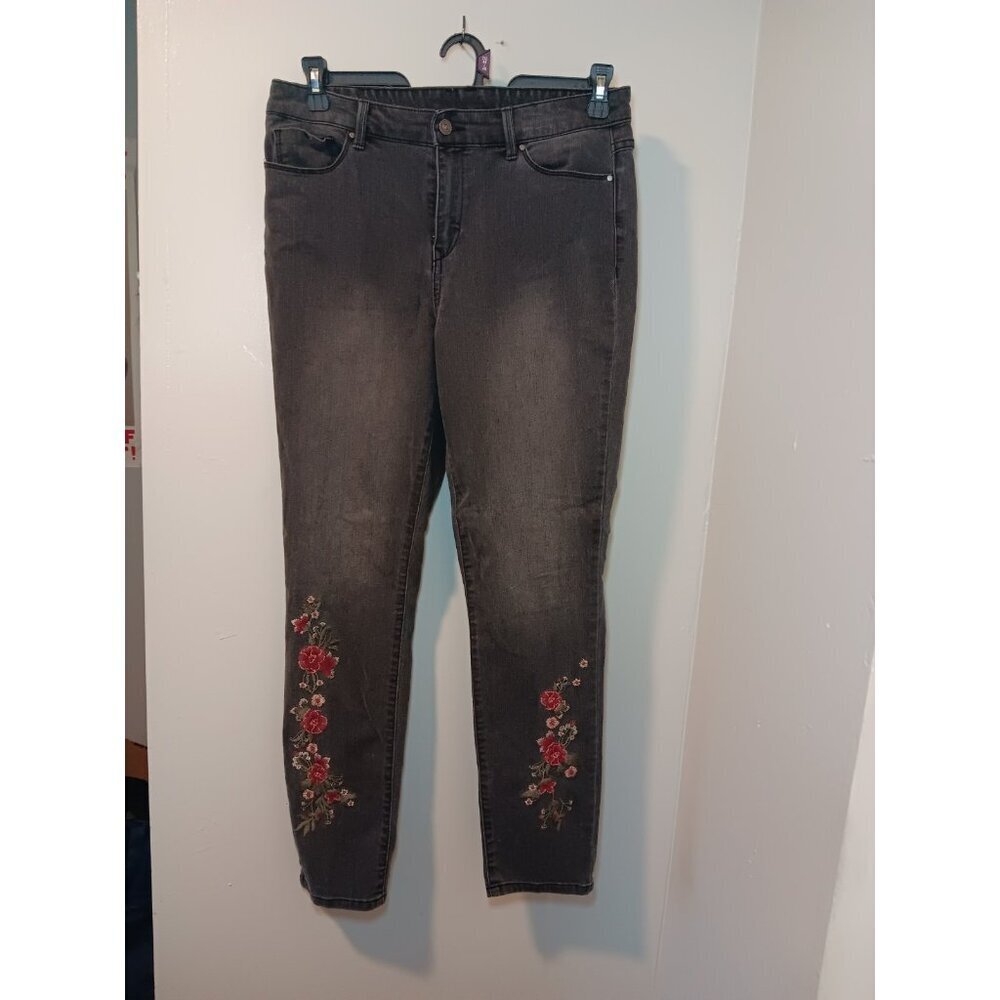 Christopher & Banks Womens Size 6 Average Floral Embroidered Black Skinny Jeans